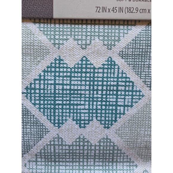 Better Homes & Gardens 2 Yards Precut Fabric 100% Cotton Projects DIY Sewing - Picture 2 of 3